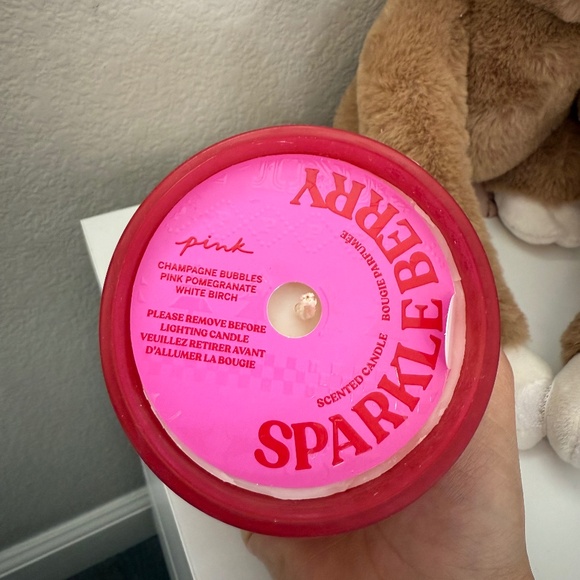 🍓🥂Victoria’s Secret PINK Berry Sparkle Candle - Picture 4 of 5